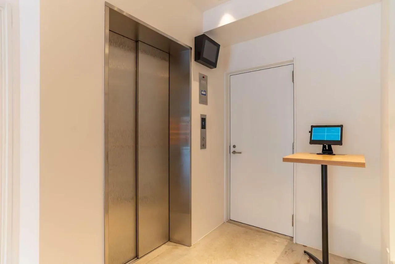 Apartment Bijou Suites Ai Ōsaka Japan